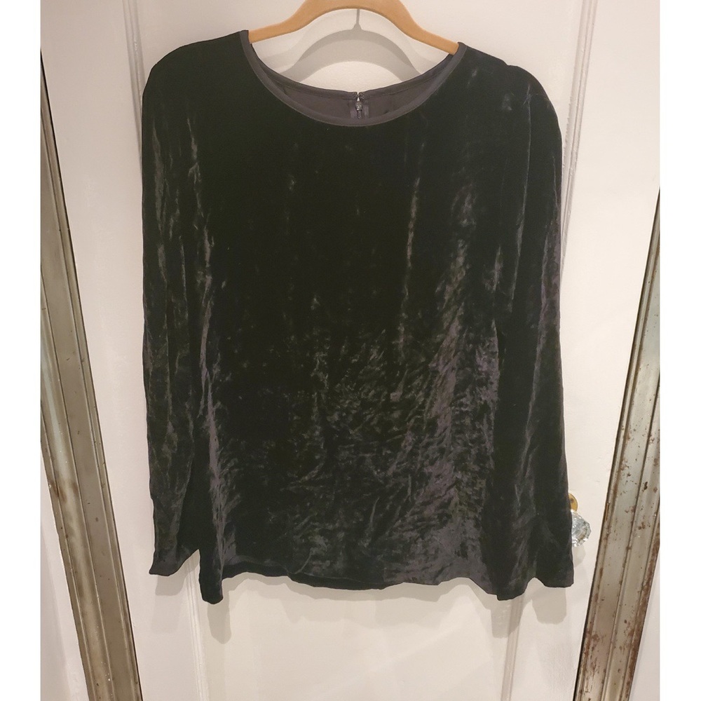 St. John Black Velvet Top